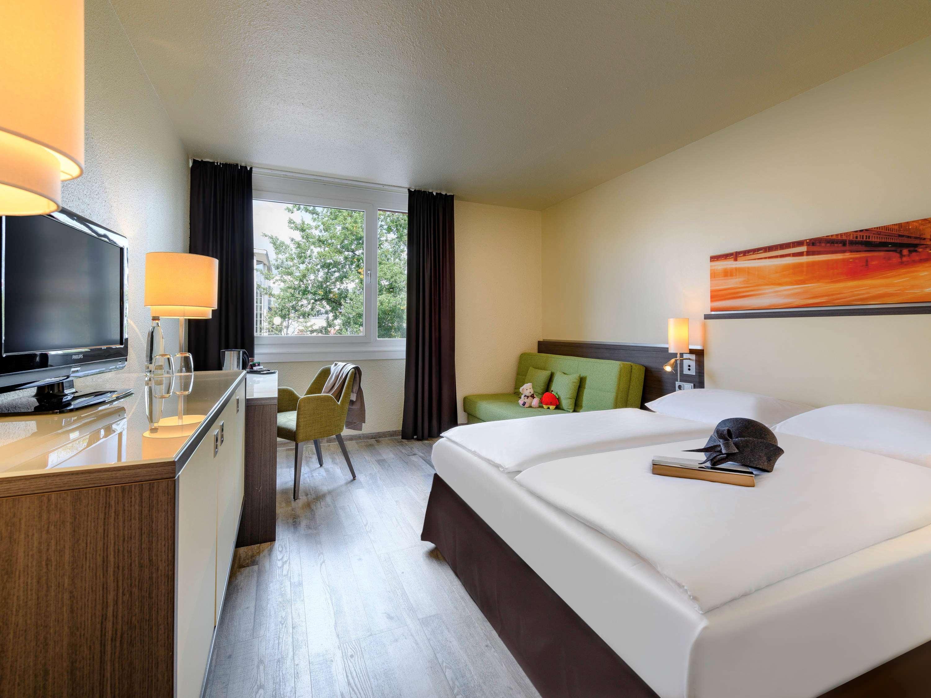 Mercure Hotel Koeln West Екстериор снимка