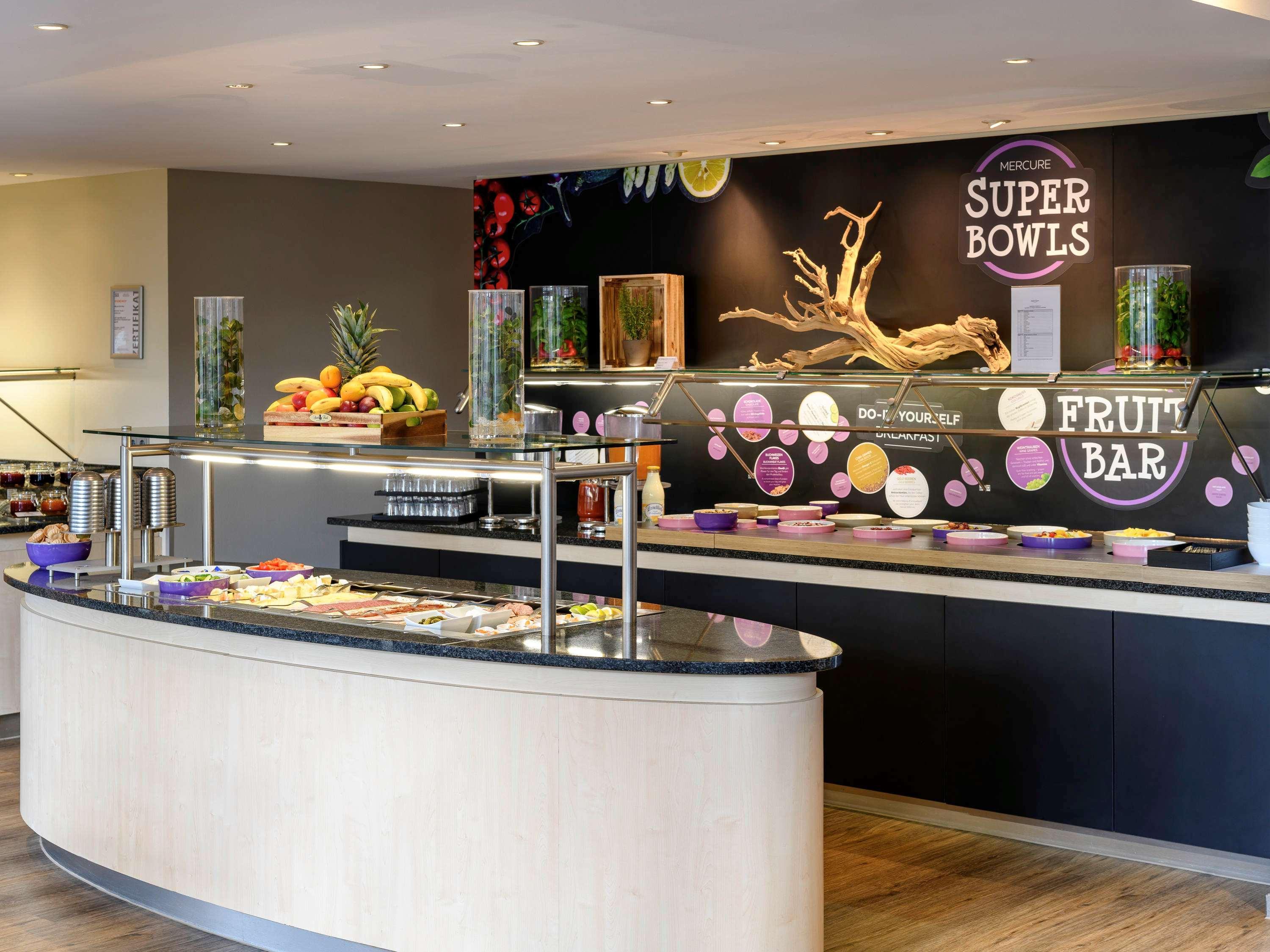 Mercure Hotel Koeln West Екстериор снимка