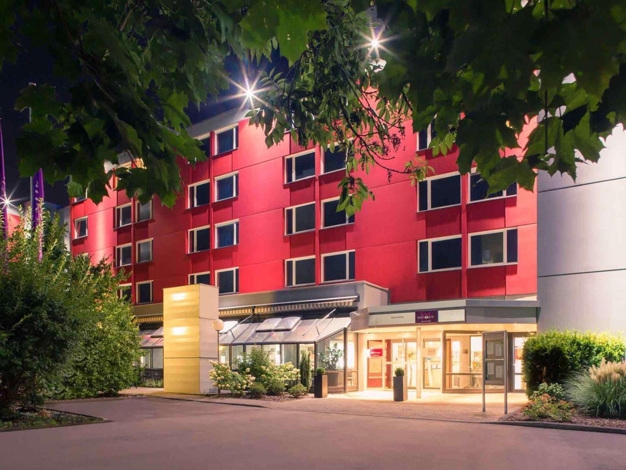 Mercure Hotel Koeln West Екстериор снимка