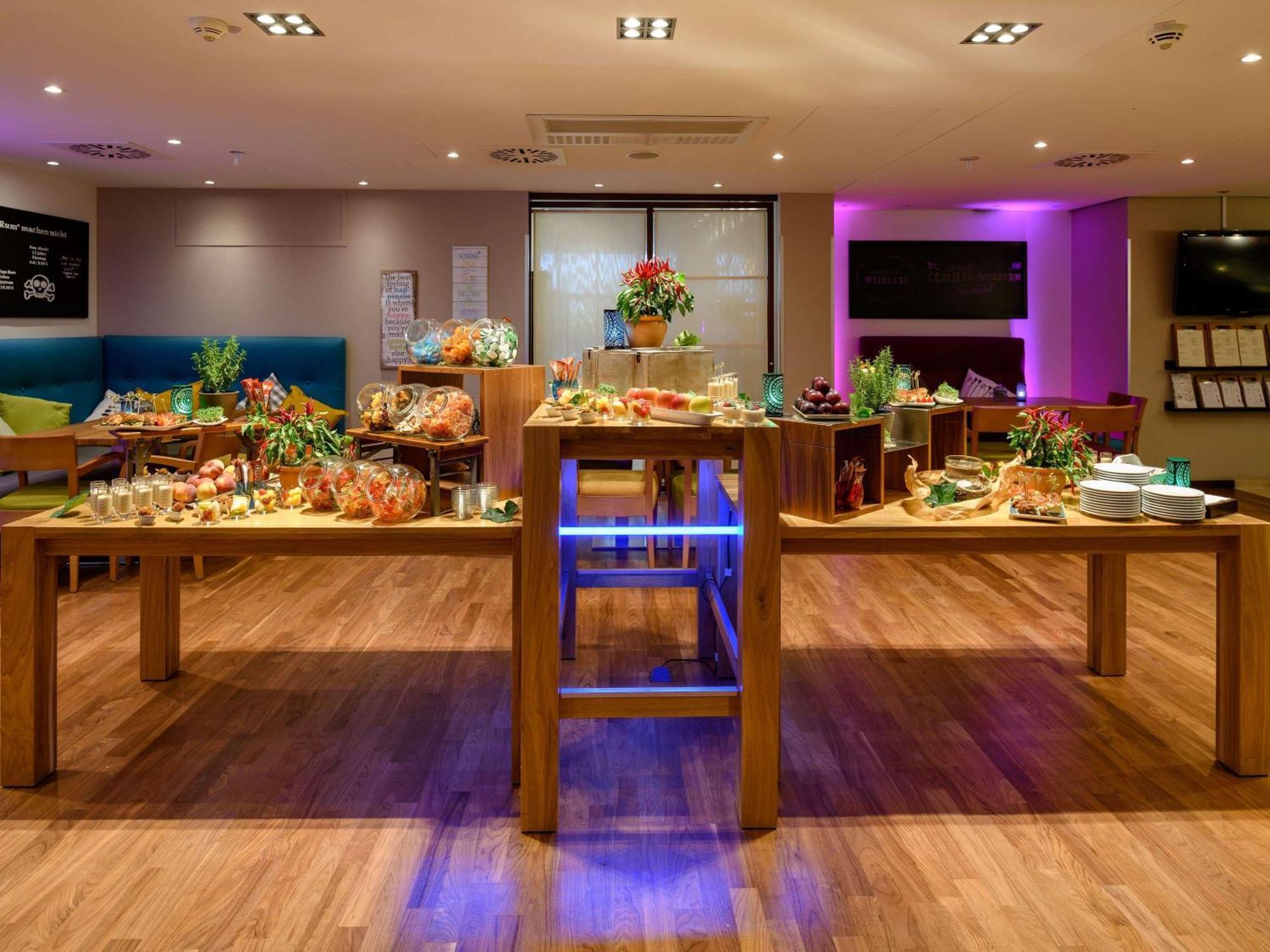 Mercure Hotel Koeln West Екстериор снимка