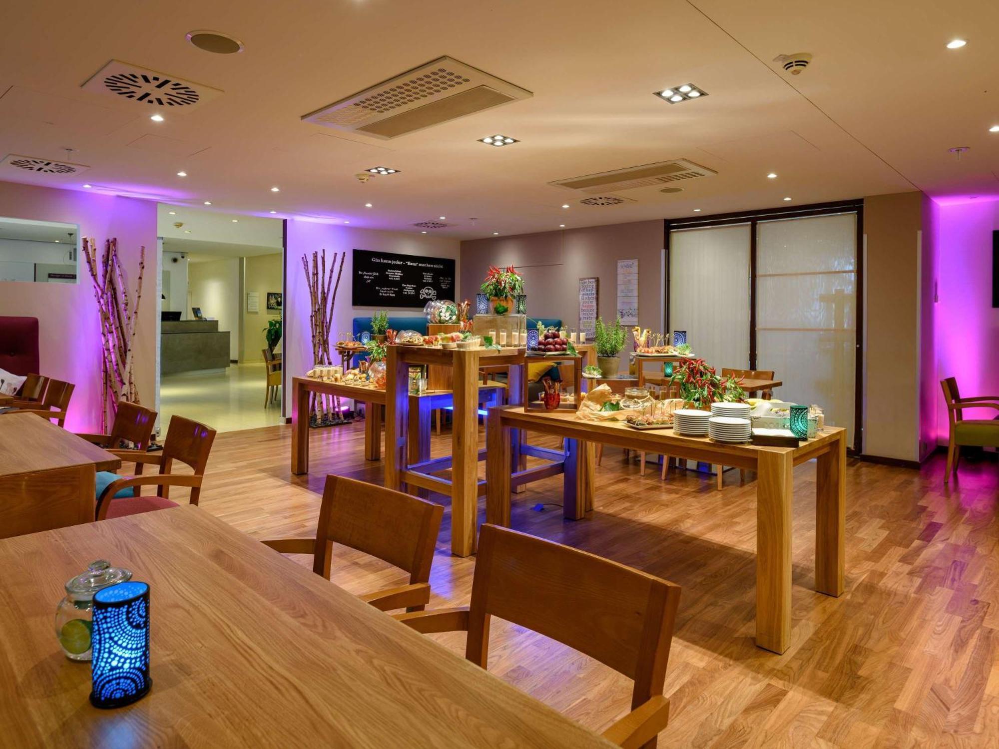 Mercure Hotel Koeln West Екстериор снимка