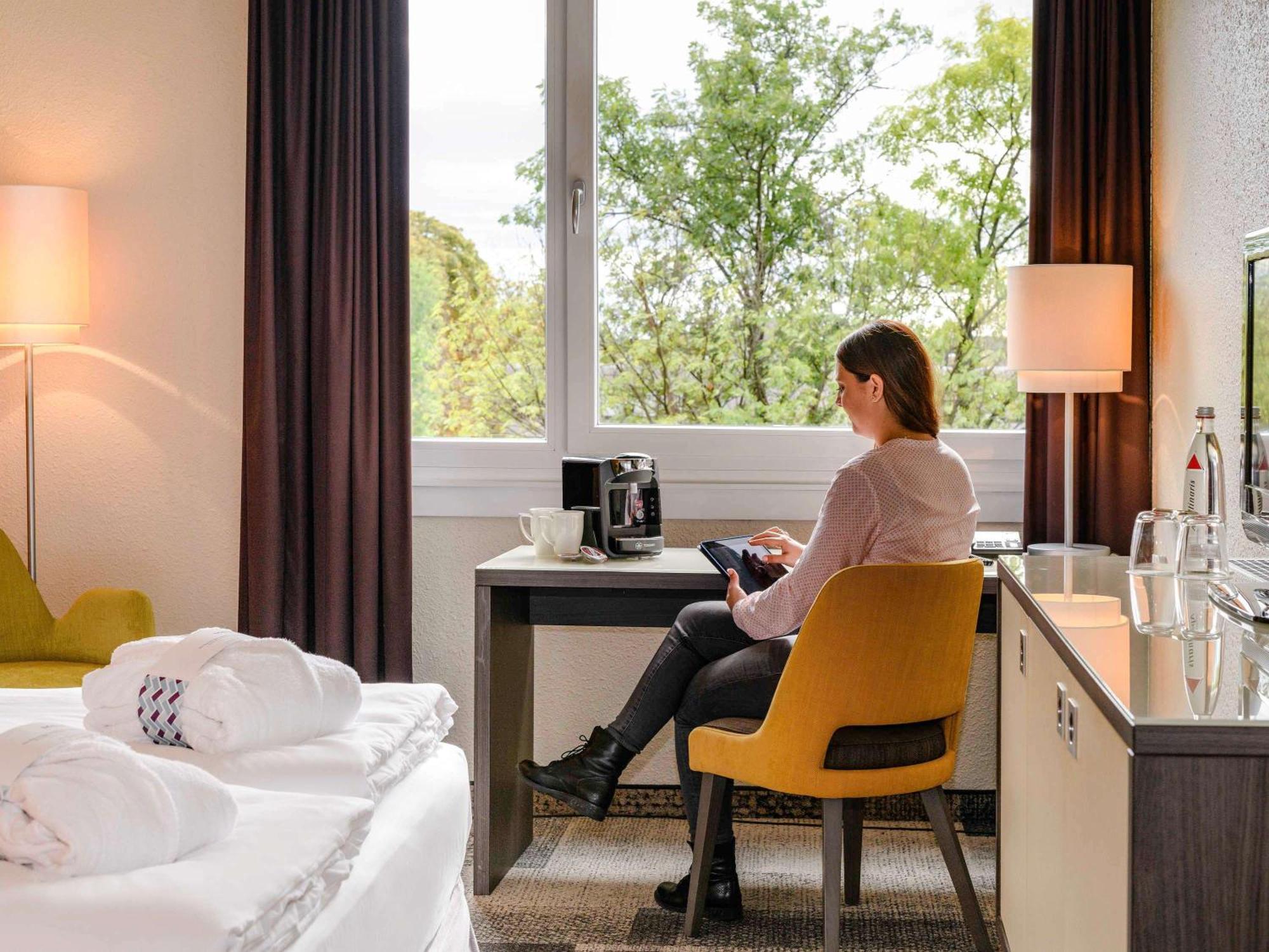 Mercure Hotel Koeln West Екстериор снимка