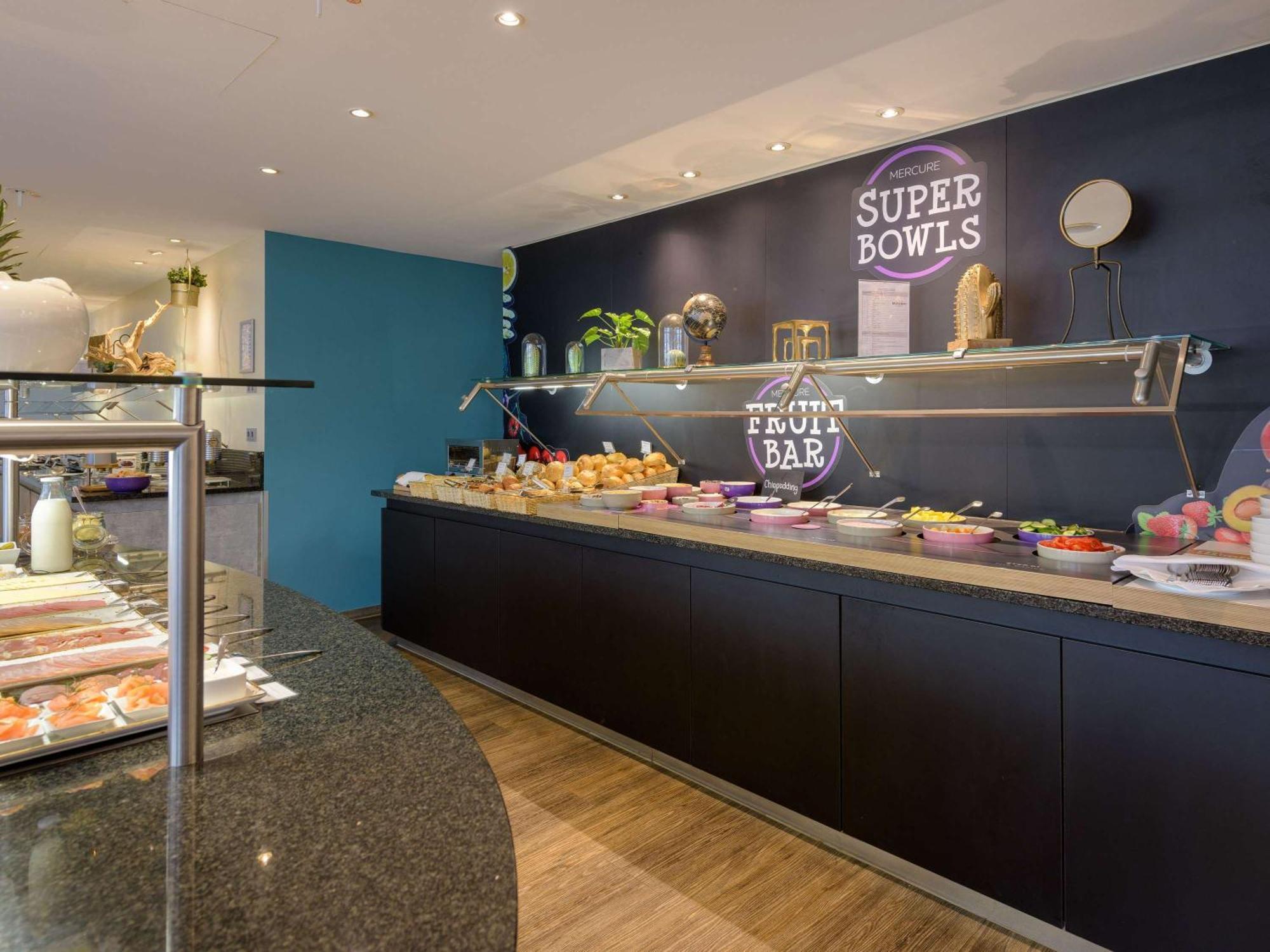 Mercure Hotel Koeln West Екстериор снимка