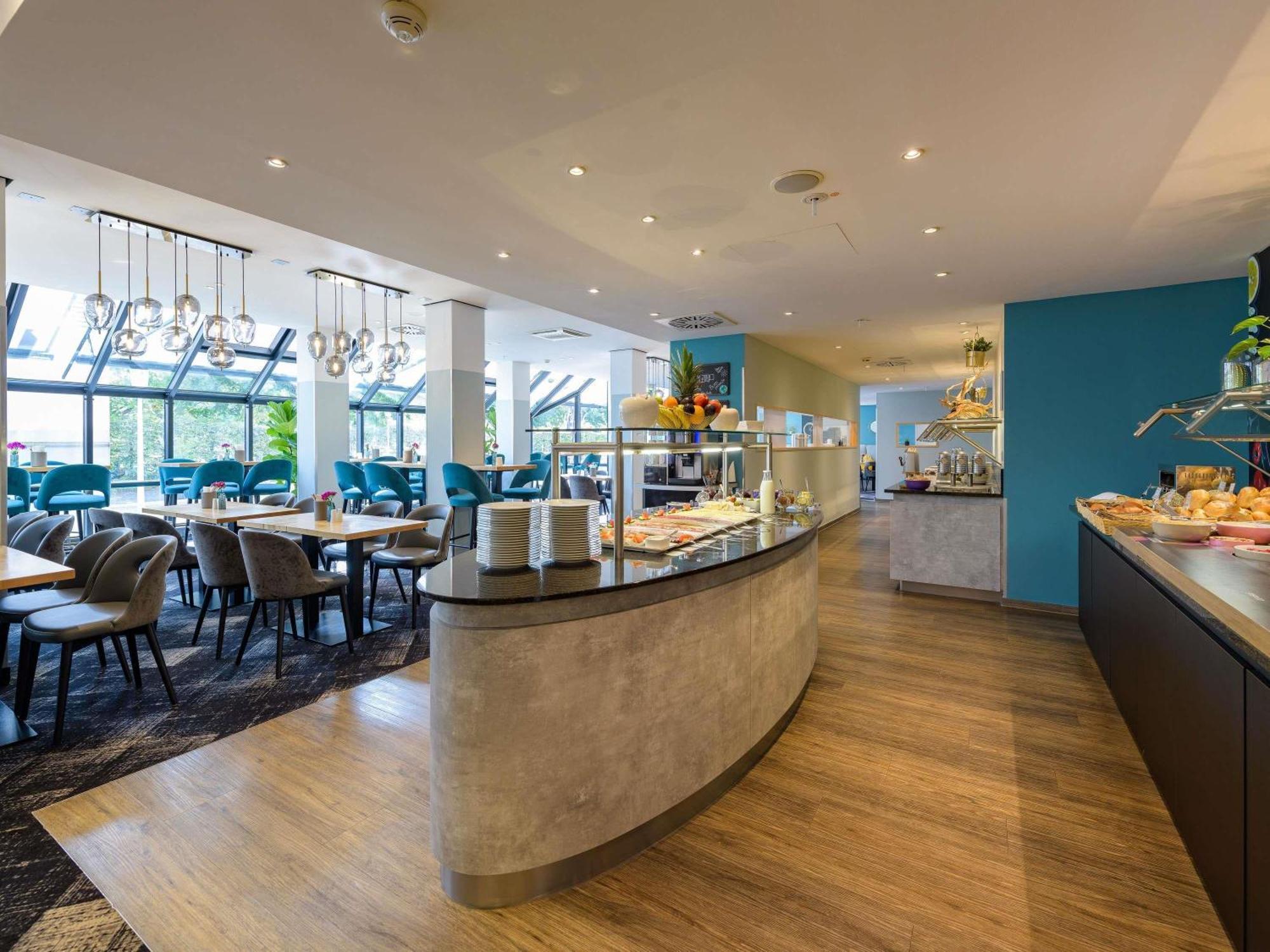 Mercure Hotel Koeln West Екстериор снимка